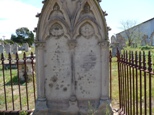 Headstone Edward and Catherine Cunningham