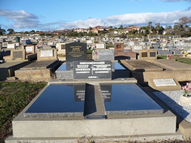 Headstone Scottie and Dulce Gordon