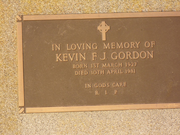 Headstone Kevin Gordon